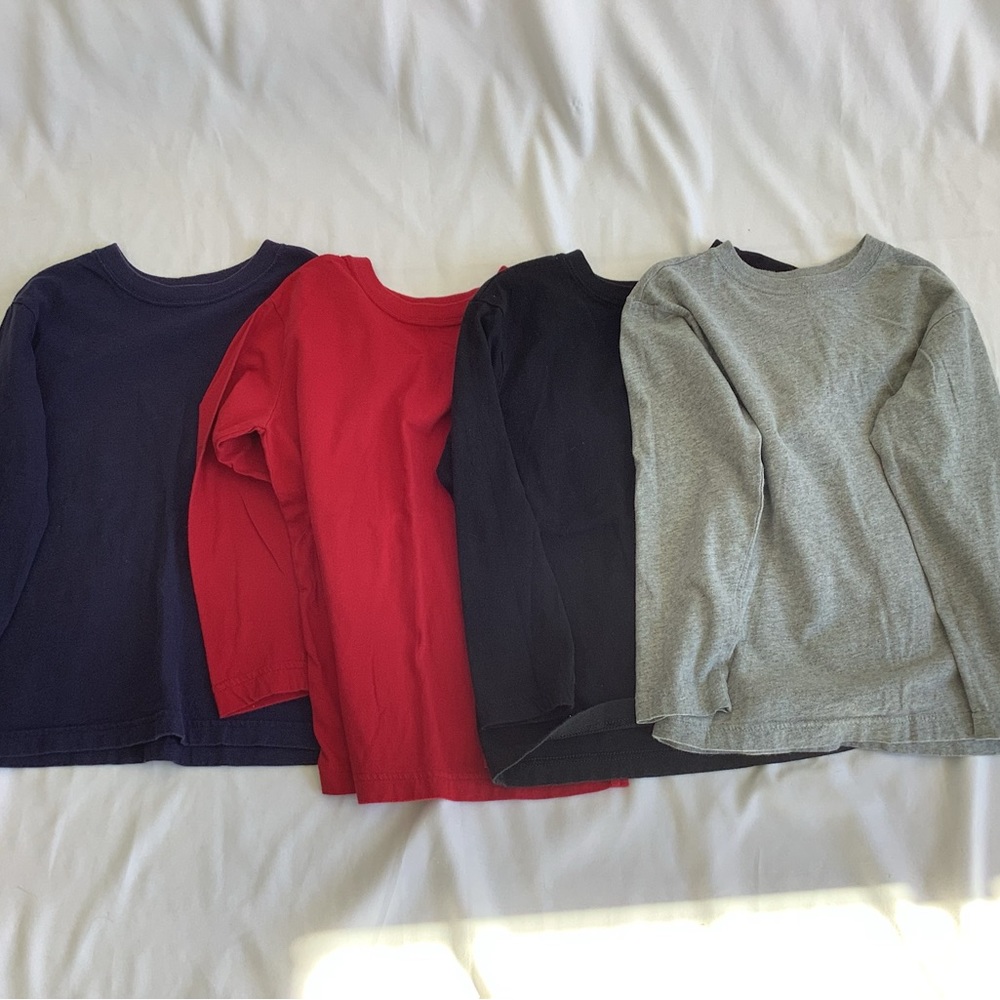 4 pc. bundle boys layering tees size sm 5/6